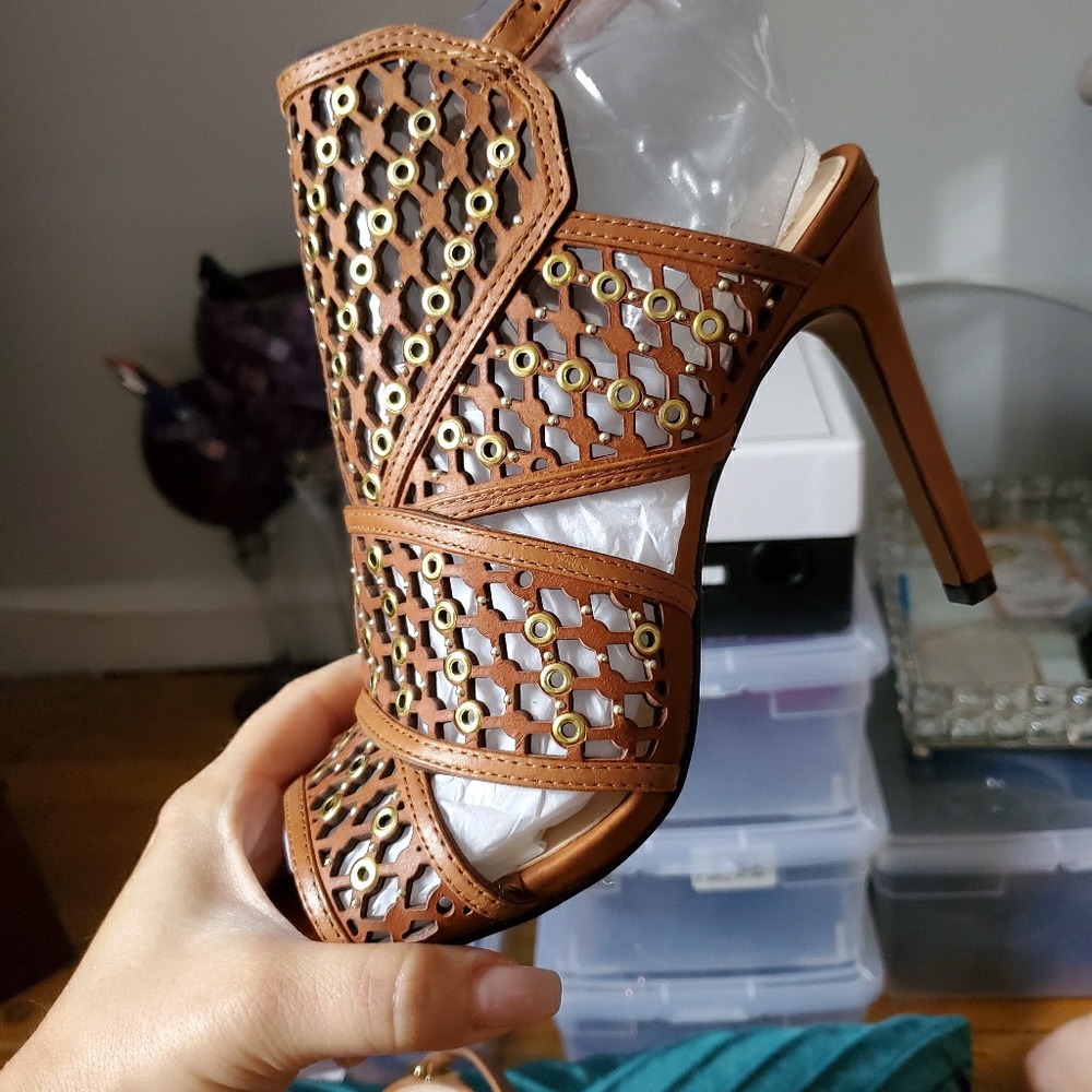 Sexy brown studded shoes